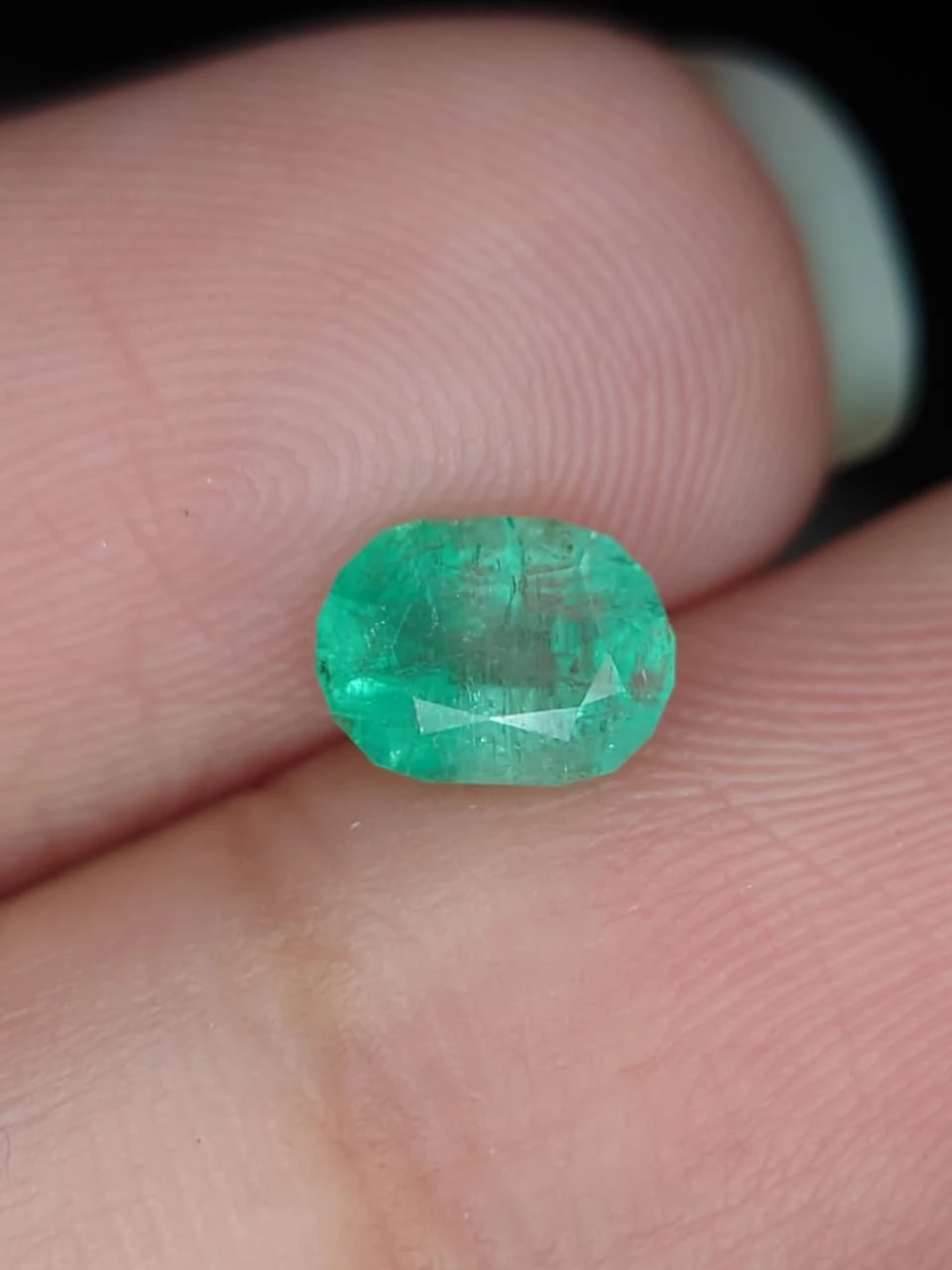 0.7ct Natural Bluish Green Panjshir Emerald from Afghanistan — view 2